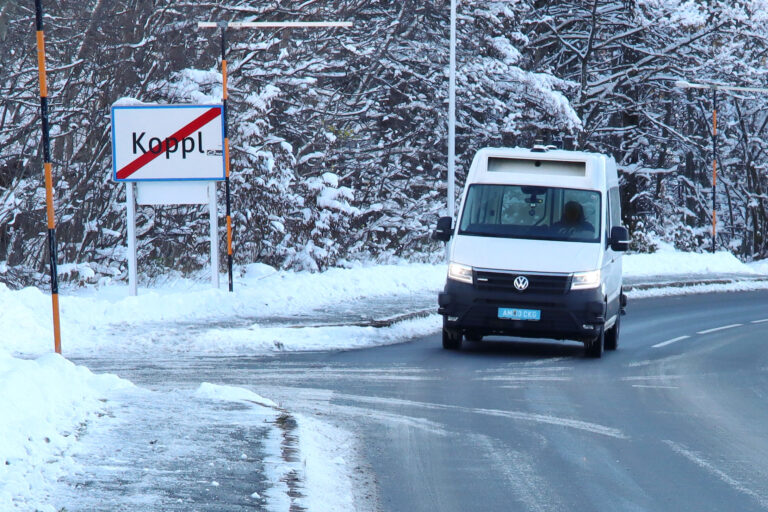 Testfahrt - automatisiertes Versuchsfahrzezug Digitrans eVAN in Salzburg - Österreich