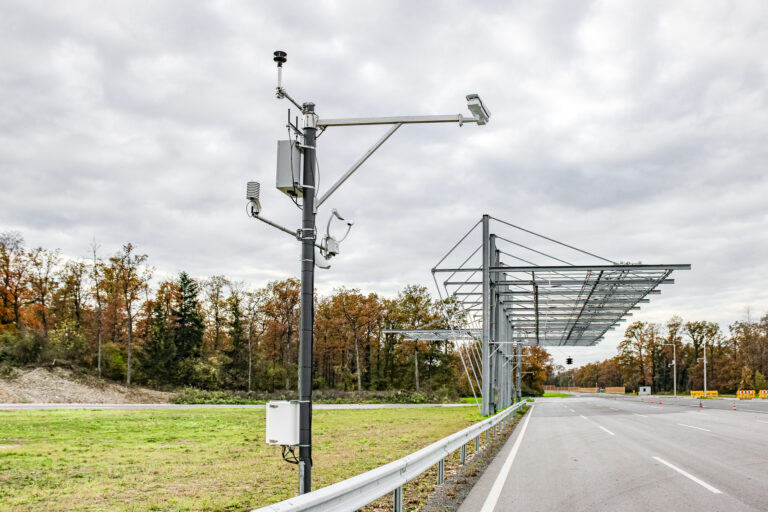 Straßenwetterdaten - Beregnungsanlage für ADAS Tests, automatisiertes Fahren in Regen